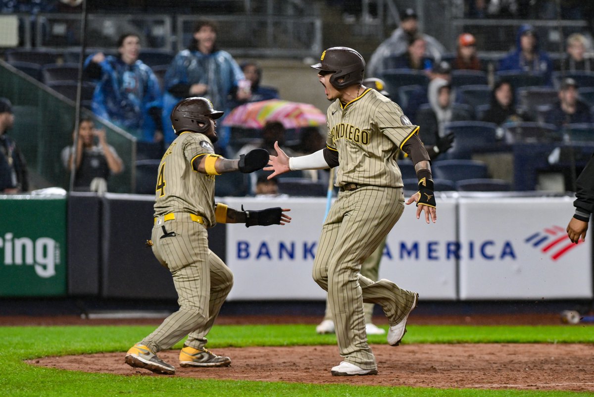 Sammy Levitt (@sammylev) on Twitter photo Final:
Padres 4, Yankees 3
The Padres put together a furious four-run rally in the top of the 8th on a wet night in The Bronx, with Manny Machado and Xander Bogaerts delivering huge swings. 
San Diego has won six games in a row, and improves to 23-11 on the season. Final:
Padres 4, Yankees 3
The Padres put together a furious four-run rally in the top of the 8th on a wet night in The Bronx, with Manny Machado and Xander Bogaerts delivering huge swings. 
San Diego has won six games in a row, and improves to 23-11 on the season.