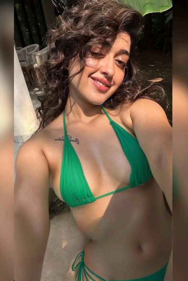 GqO8dVPbAAEWVW5?format=jpg&name=900x900