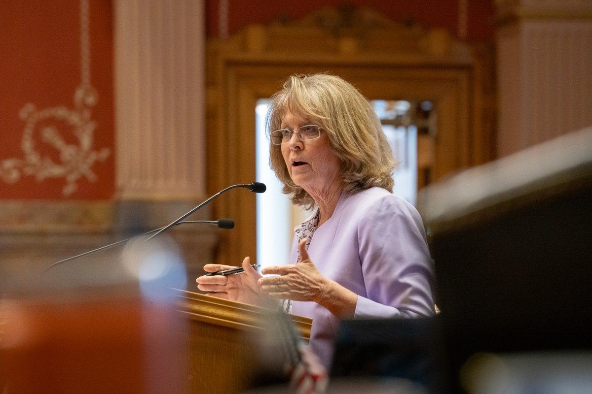 We have begun debate on the Democrats' HB-1312, an extreme attack on parental rights.

Tonight, the Senate Republicans will be standing up for Colorado parents and fighting for families by taking a stand against this radical bill.