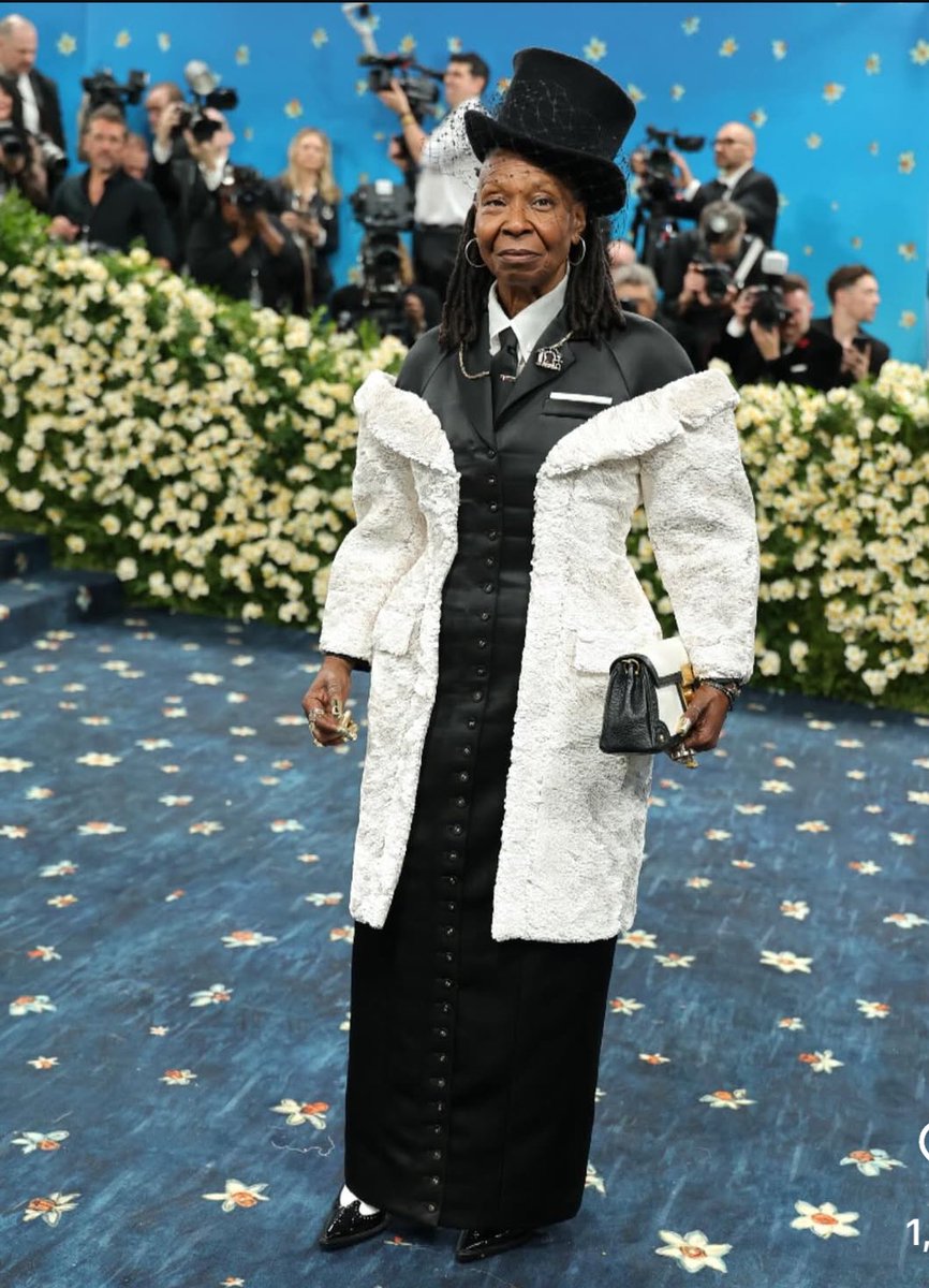 WhatDoesChimene's tweet image. Yaaaaaassss Whoopi! She been eating up in the fashion game as of late #MetGala