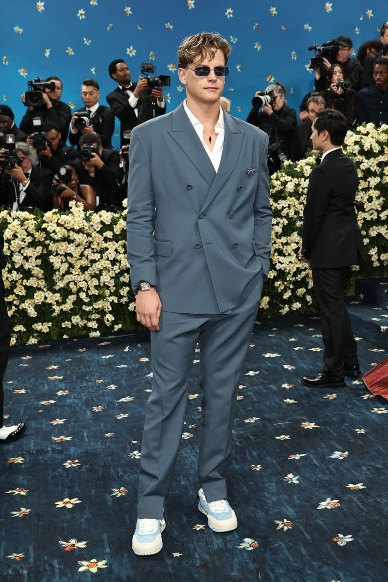 Joe Burrow attends the 2025 #MetGala