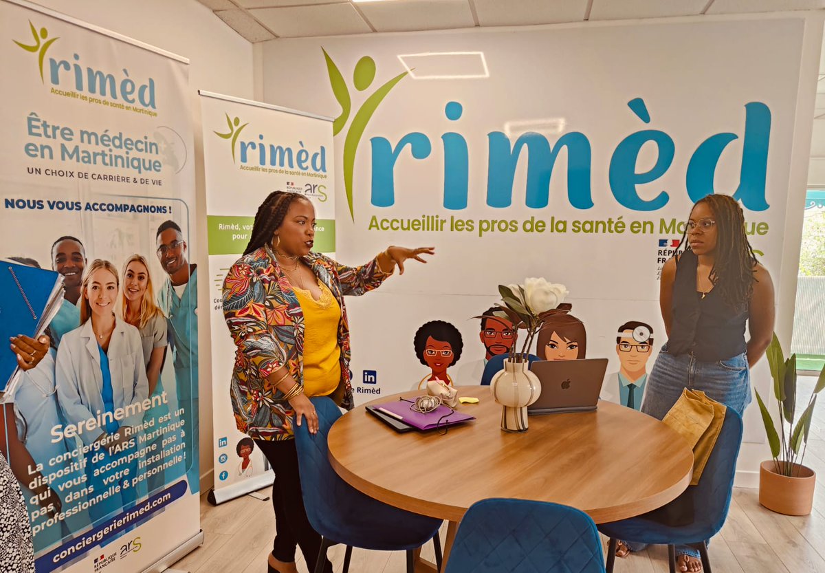 LADOM_Officiel (@ladomofficiel) on Twitter photo Dans le cadre de son déplacement officiel en #Martinique <a href="/saidahamada/">Saïd Ahamada</a> rencontre <a href="/CConconne/">Catherine CONCONNE</a> et l'équipe d'#AléViré et #Conciergerie Rimèd.
#mobilitéoutremer #retourPei #retourPays <a href="/outremer_gouv/">Ministère des Outre-mer</a> Dans le cadre de son déplacement officiel en #Martinique <a href="/saidahamada/">Saïd Ahamada</a> rencontre <a href="/CConconne/">Catherine CONCONNE</a> et l'équipe d'#AléViré et #Conciergerie Rimèd.
#mobilitéoutremer #retourPei #retourPays <a href="/outremer_gouv/">Ministère des Outre-mer</a>