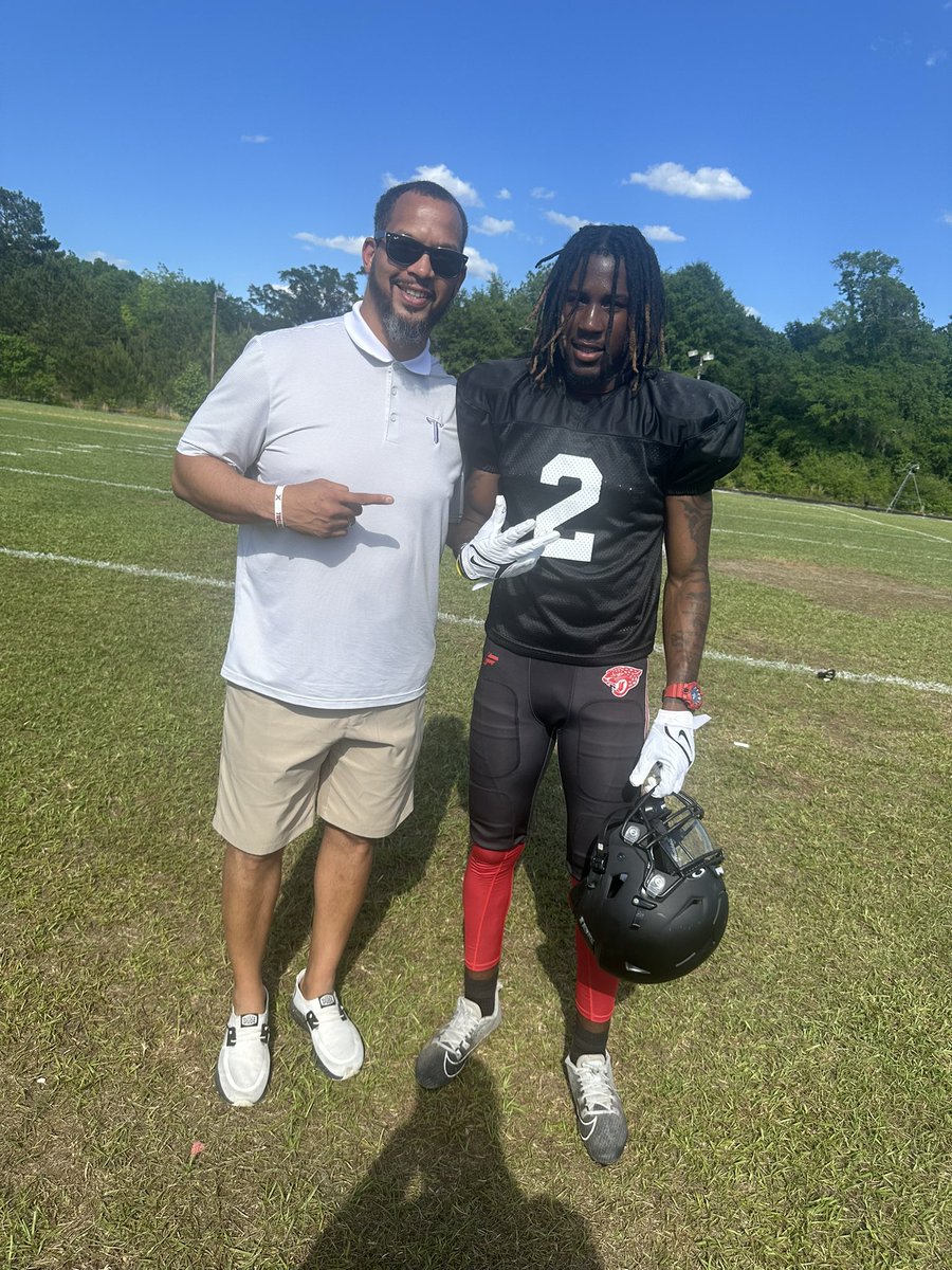 J.T. Barlow (@jtbar1ow) on Twitter photo Appreciate <a href="/CoachWright37/">Dontae Wright</a> for pulling up to watch me practice today 🔥<a href="/TroyTrojansFB/">Troy Trojans Football 8x⚔️</a> <a href="/CoachNared/">Justin Nared</a> <a href="/CoachCaldwell04/">Malangelo Caldwell</a> <a href="/CoachA_Ingram3/">Arthur Ingram III</a> <a href="/ChadSimmons_/">ChadSimmons</a> <a href="/YellowhammerFB/">Yellowhammer Football</a> <a href="/samspiegs/">Sam Spiegelman</a> <a href="/TomLoy247/">Tom Loy</a> <a href="/ALLGASATHLETES/">ALLGAS ATHLETES™️ ⛽️⛽️⛽️⛽️</a> <a href="/adamgorney/">Adam Gorney</a> <a href="/TDARecruiting/">Touchdown Alabama Recruiting</a>. Appreciate <a href="/CoachWright37/">Dontae Wright</a> for pulling up to watch me practice today 🔥<a href="/TroyTrojansFB/">Troy Trojans Football 8x⚔️</a> <a href="/CoachNared/">Justin Nared</a> <a href="/CoachCaldwell04/">Malangelo Caldwell</a> <a href="/CoachA_Ingram3/">Arthur Ingram III</a> <a href="/ChadSimmons_/">ChadSimmons</a> <a href="/YellowhammerFB/">Yellowhammer Football</a> <a href="/samspiegs/">Sam Spiegelman</a> <a href="/TomLoy247/">Tom Loy</a> <a href="/ALLGASATHLETES/">ALLGAS ATHLETES™️ ⛽️⛽️⛽️⛽️</a> <a href="/adamgorney/">Adam Gorney</a> <a href="/TDARecruiting/">Touchdown Alabama Recruiting</a>.