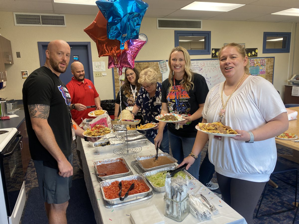 Teacher and Staff Appreciation Week, Day 1: Nacho lunch for Cinco de Mayo! Thank you, PTA! #speegleville #midwayisd