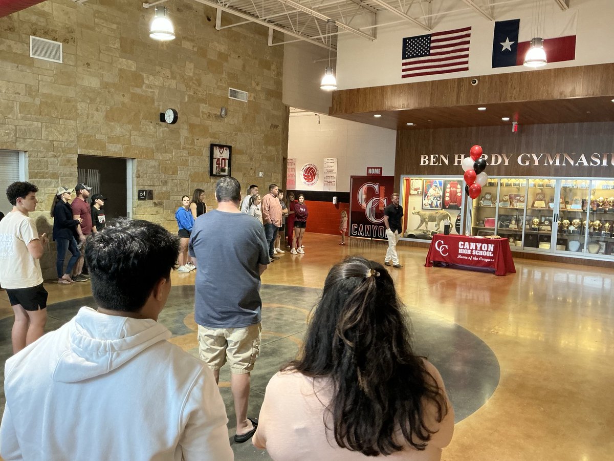 Welcome to ⁦<a href="/canyonhscougars/">Canyon HS</a>⁩ our new Head Wrestling Coach, Coach Spivey! Blessed to have him!