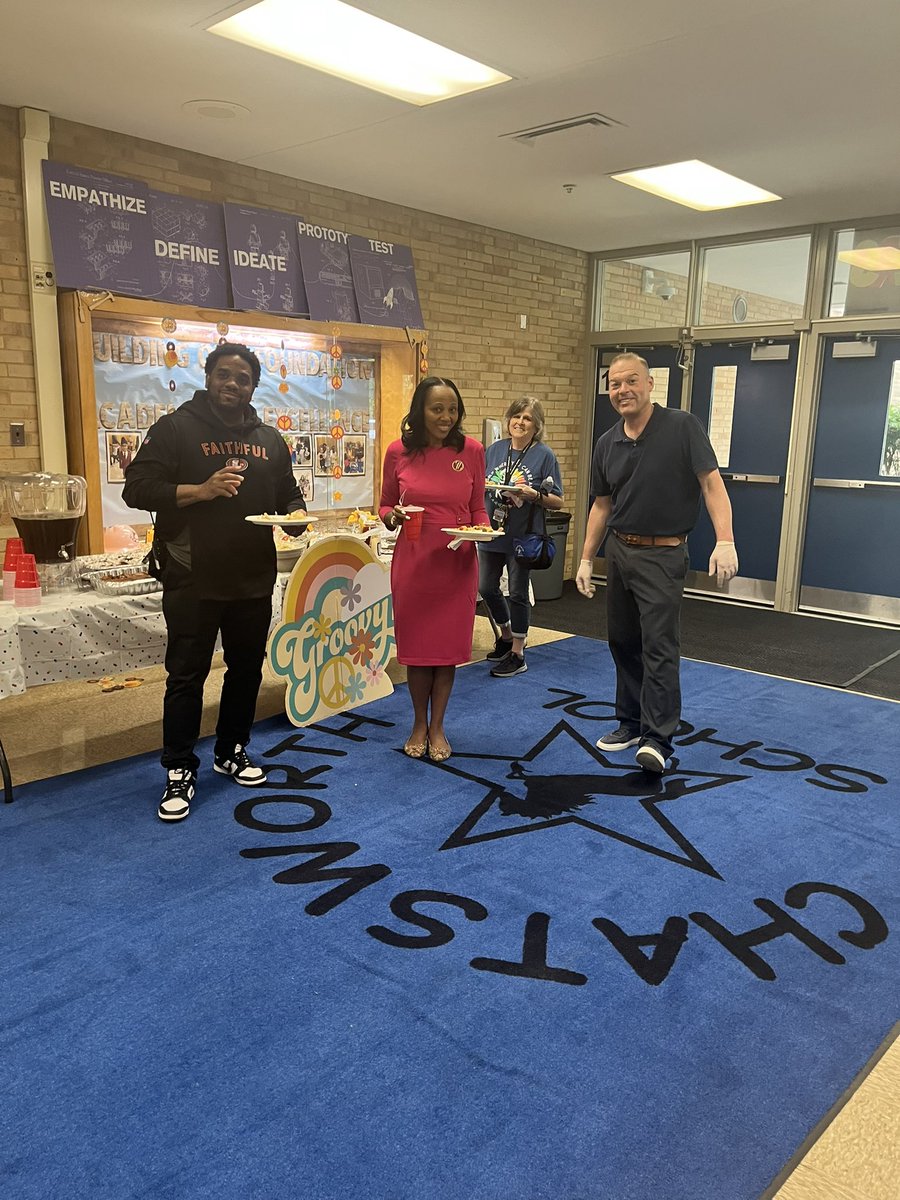 Kathy Kelbaugh (@kelbaughkathy) on Twitter photo Teachers Appreciation Week <a href="/ChatsworthSch/">The Chatsworth School</a> is a time to say that We Think Our Staff is Groovy. Today we did that by having a Groovy Grilled Lunch! <a href="/nashaeb/">Dr. Nashae Bennett</a> <a href="/BaltCoPS/">Baltimore County Public Schools</a> Teachers Appreciation Week <a href="/ChatsworthSch/">The Chatsworth School</a> is a time to say that We Think Our Staff is Groovy. Today we did that by having a Groovy Grilled Lunch! <a href="/nashaeb/">Dr. Nashae Bennett</a> <a href="/BaltCoPS/">Baltimore County Public Schools</a>