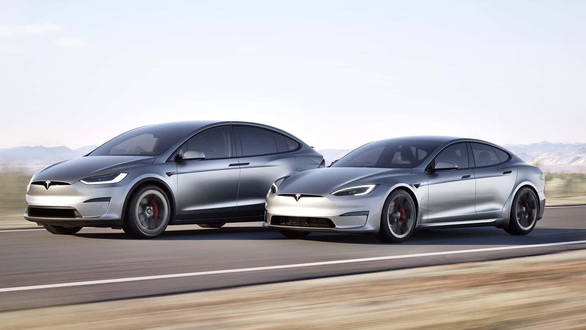 TESLARATI tweet media