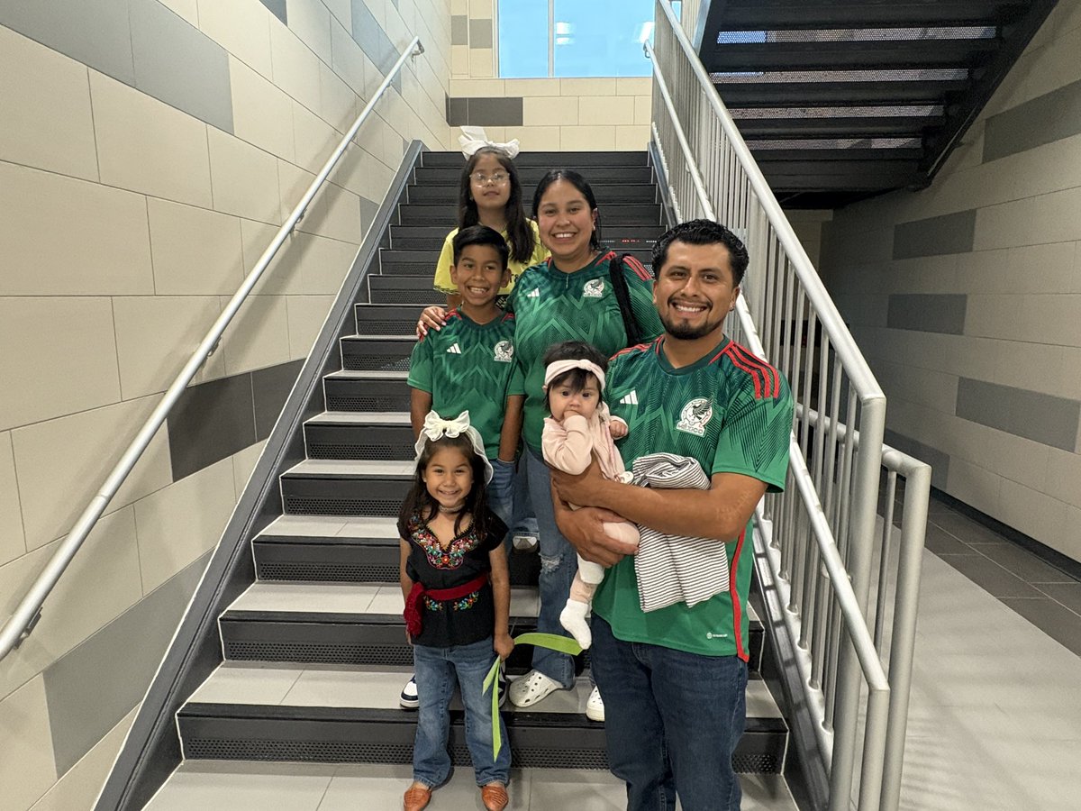 Santa Fe Elementary, CISD tweet media