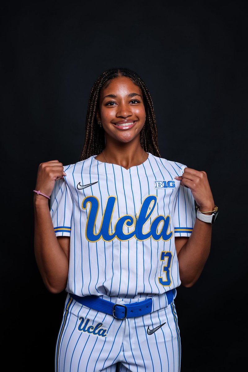 Sydney Hatch tweet media