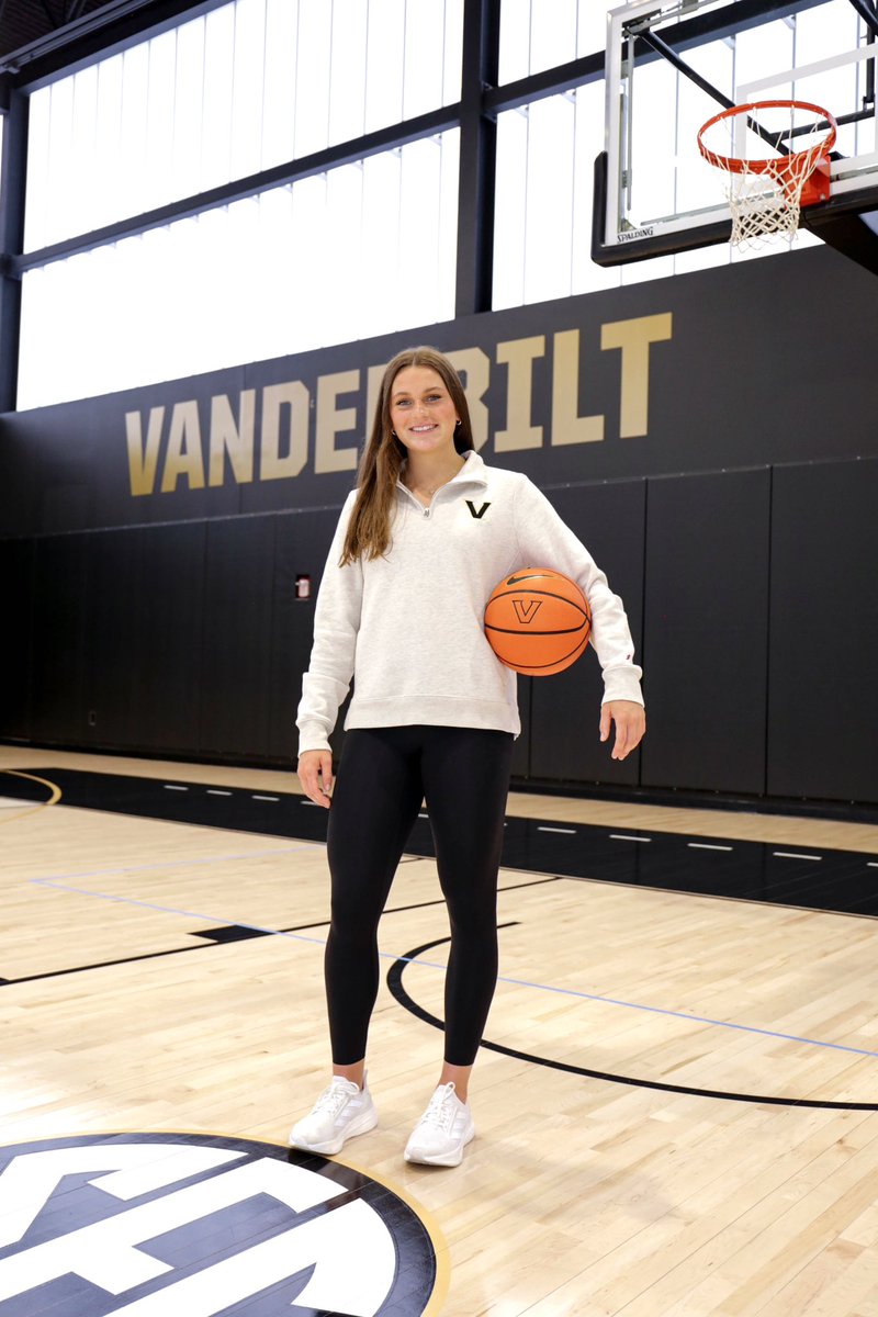 Kate Harpring (@kate_harpring26) on Twitter photo Anchor Down?? #uncommitted #unofficialvisit Anchor Down?? #uncommitted #unofficialvisit