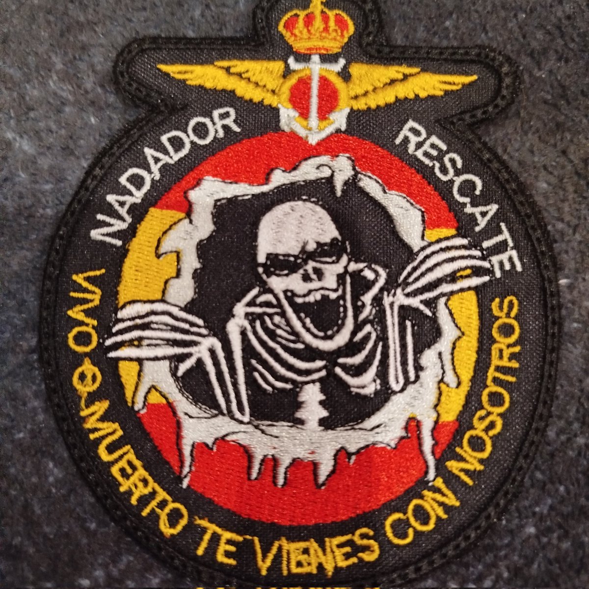 Resucitafachas's tweet photo. #NuevaFotoDePerfil https://t.co/PKHtKGRuqi