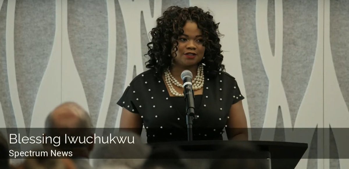 TheBlessedMesss's tweet image. Thanks to @lindybrady &amp;amp; Texas Organ Sharing Alliance for inviting me to Emcee this year&apos;s Wall of Heroes Dedication in San Antonio on Saturday. 

It was an honor to be in a room with hundreds of family members/doctors/loved ones impacted by organ donation ❤️
#GiveLife 
#TOSA