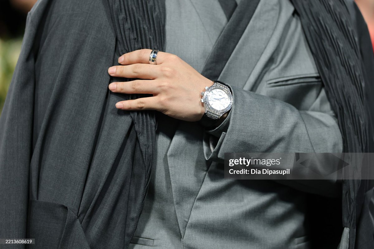 17CARATS_INA's tweet image. [#INFO] Potret SEVENTEEN #Scoups pada Met Gala 2025

SCOUPS AT THE MET GALA
#SCOUPS #MetGala #MetGala2025 @pledis_17