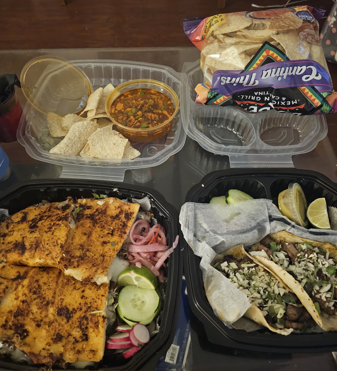 Happy Cinco De Mayo 🇲🇽
Go Support your local Mexican Cuisine #CincoDeMayo 
Cocina Los Toxicos 
Latham Maryland
