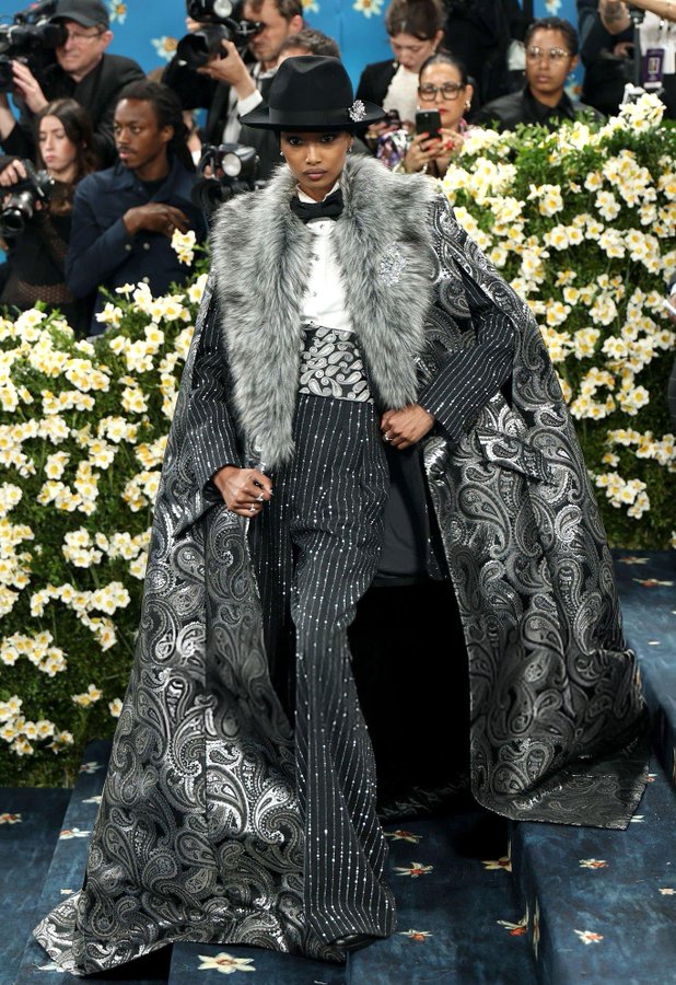 Ugbad Abdi at the 2025 met gala. #MetGala