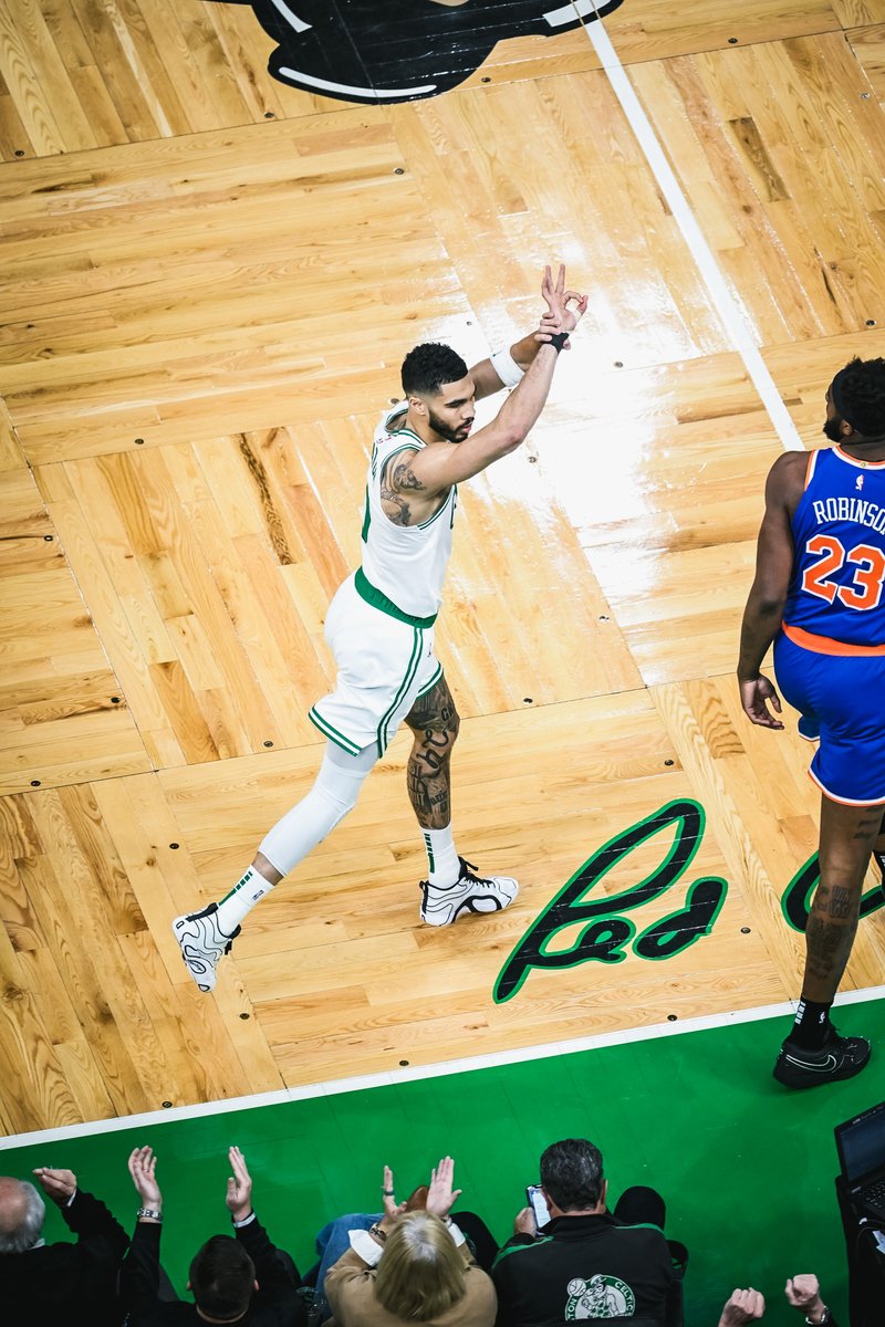 celtics's tweet image. 13 points in Q1 🔥🔥🔥