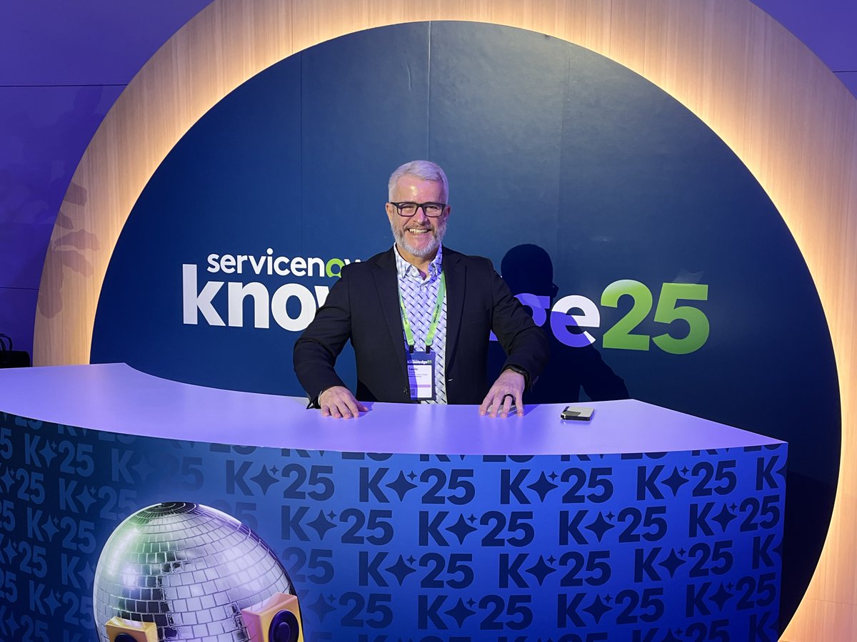 riministreet's tweet image. ✨ It's Day 0 at #Knowledge25 and we're already having a blast! 

Come see us bright and early at Booth 2505 and hear our executives share how Rimini Street and @ServiceNow are working together to accelerate AI Transformation without Disruption™!    
 
#RiminiStreet #K25