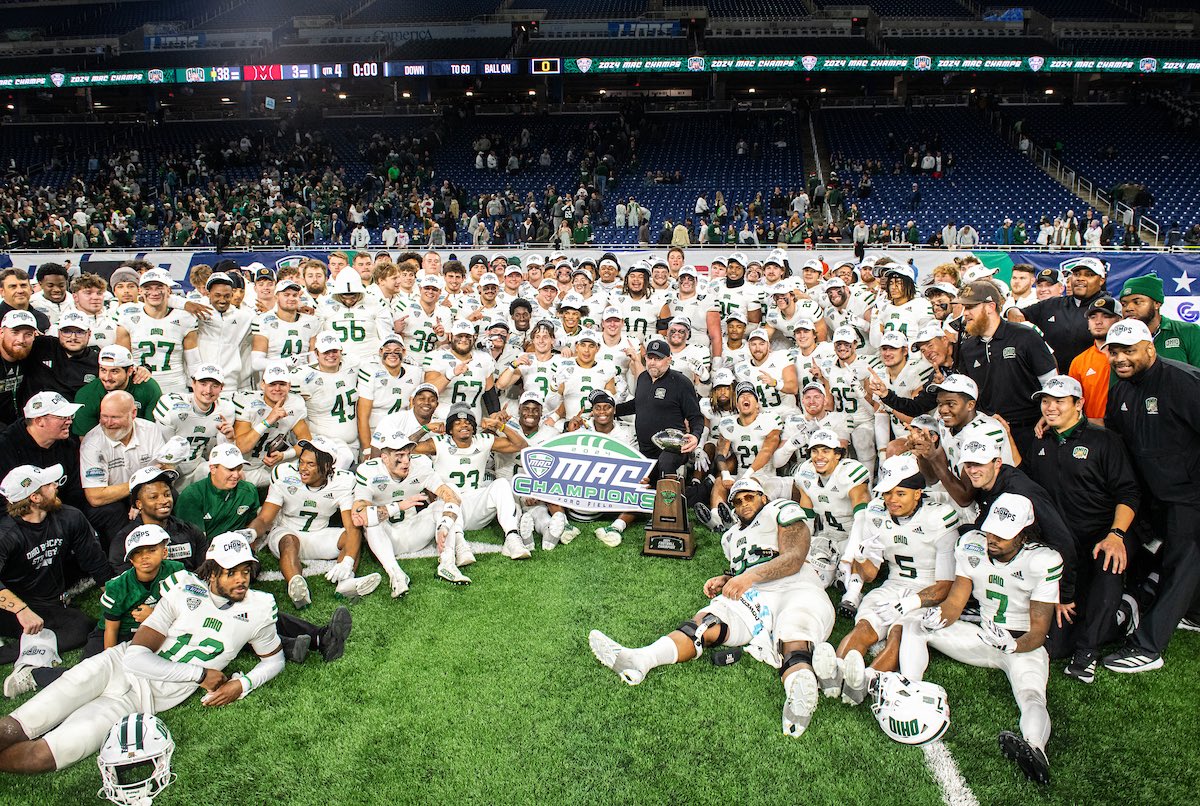 Malachi Thompson (@malachi2300) on Twitter photo After an AMAZING talk with <a href="/CoachDreAllen26/">Andre Allen</a> I am BLESSED to receive my 5th D1 Offer from Ohio University‼️<a href="/coachsmitttty/">Brian Smith</a> <a href="/CoachIzzy1/">Scott Isphording</a> <a href="/RecruitNitroHS/">Nitro Wildcats Football</a> <a href="/GordonCohagan/">Gordon Cohagan</a> <a href="/On3Recruits/">On3 Recruits</a> <a href="/adamgorney/">Adam Gorney</a> <a href="/coachcurtis42/">Coach Curtis</a> After an AMAZING talk with <a href="/CoachDreAllen26/">Andre Allen</a> I am BLESSED to receive my 5th D1 Offer from Ohio University‼️<a href="/coachsmitttty/">Brian Smith</a> <a href="/CoachIzzy1/">Scott Isphording</a> <a href="/RecruitNitroHS/">Nitro Wildcats Football</a> <a href="/GordonCohagan/">Gordon Cohagan</a> <a href="/On3Recruits/">On3 Recruits</a> <a href="/adamgorney/">Adam Gorney</a> <a href="/coachcurtis42/">Coach Curtis</a>