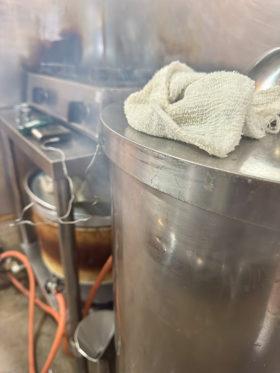 5/6(火🔁㊗️)☀️昼夜通し営業🌙
🈺10:30〜20:30(L.O)

おはようございます🌞
祝日でも(月)(火)(木)(金)は夜までやってます‼️
今日も夜までガラッガラ予想‼️

地獄のジーダブ(GW)ラストデイ‼️
お店は勿論ずっとヒッマ‼️
特に開店から昼頃まではペンペン草も生えません‼️
なんてこった‼️