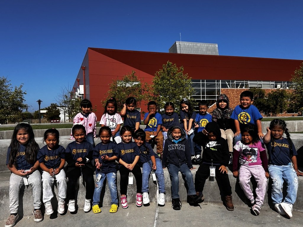CCES_GUSD's tweet photo. 🌞 Early Morning Adventure! 🎓🐻

This morning, our little Golden Bears took an exciting trip to Hartnell College, where they explored and imagined the possibilities of their future! 🌟📚

A heartfelt thank you to Hartnell College for welcoming our students. https://t.co/JpEP5L6kCj