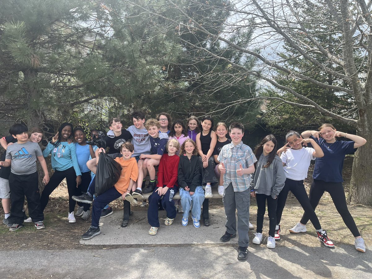 Micaela Prophet (@msprophet_) on Twitter photo Clean up the Capital! 🌎 ♻️ Clean up the Capital! 🌎 ♻️