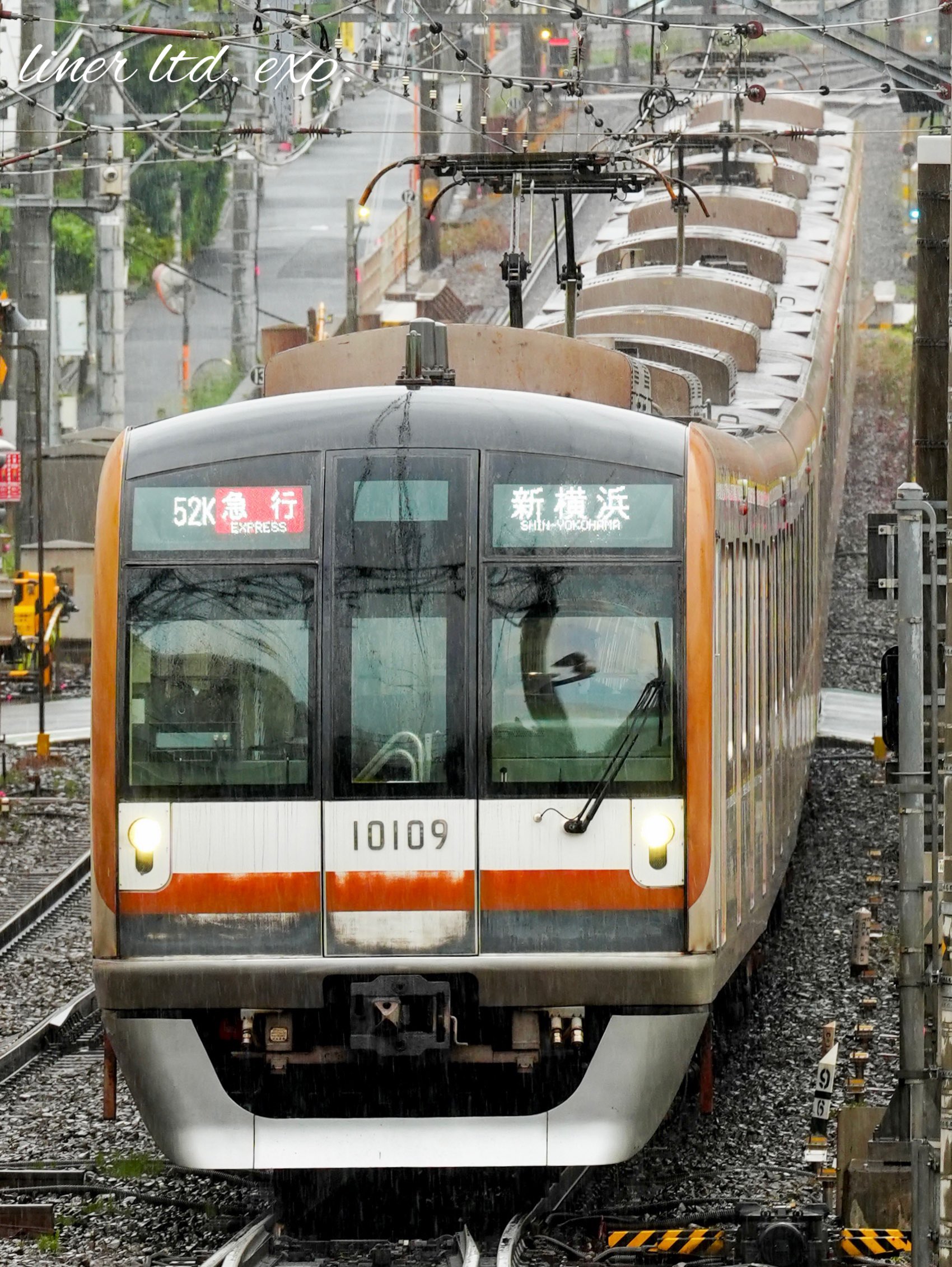 ライナー特急 (@liner_85) / X