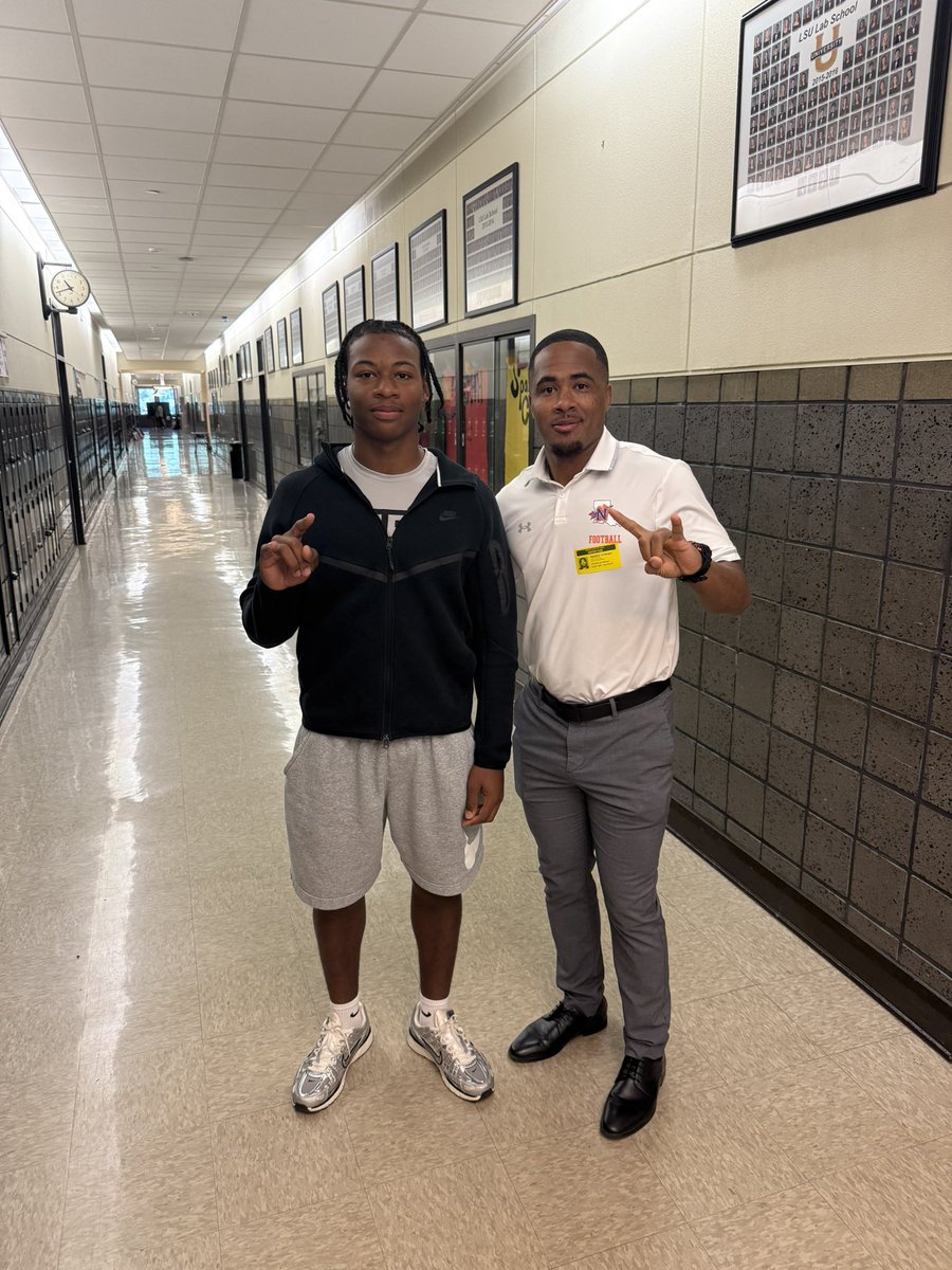 Sage Ingram (@icemaningram) on Twitter photo Thanks for stopping by💜🧡 <a href="/CoachMoeNWST/">Maurice “Moe” Stewart Jr.</a> <a href="/NSUDemonsFB/">NSU Football</a> <a href="/RecruitLouisian/">Recruit Louisiana™️</a> Thanks for stopping by💜🧡 <a href="/CoachMoeNWST/">Maurice “Moe” Stewart Jr.</a> <a href="/NSUDemonsFB/">NSU Football</a> <a href="/RecruitLouisian/">Recruit Louisiana™️</a>