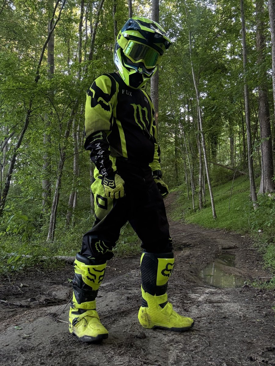 TerminalBoot tweet media