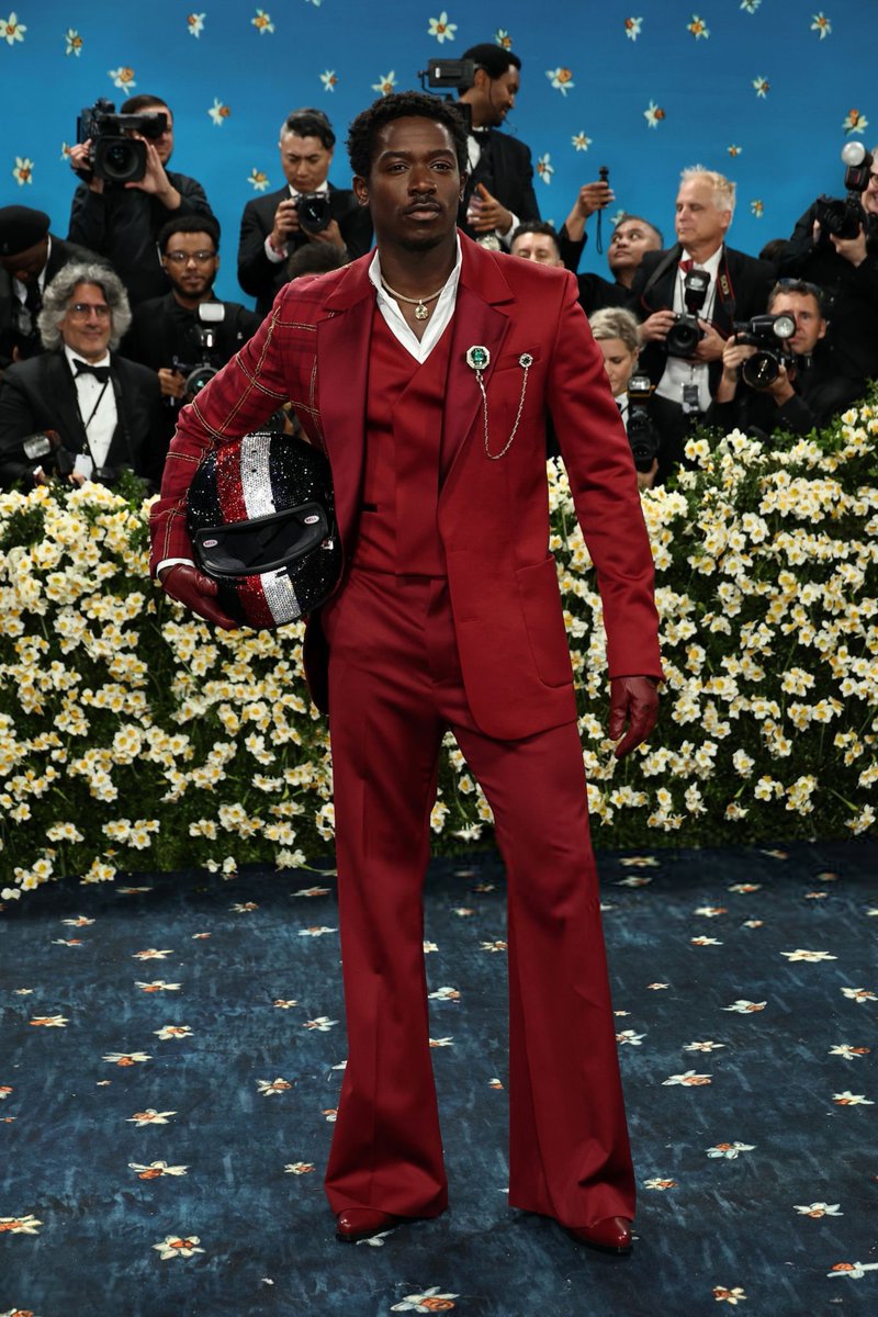Damson Idris attends the 2025 Met Gala.