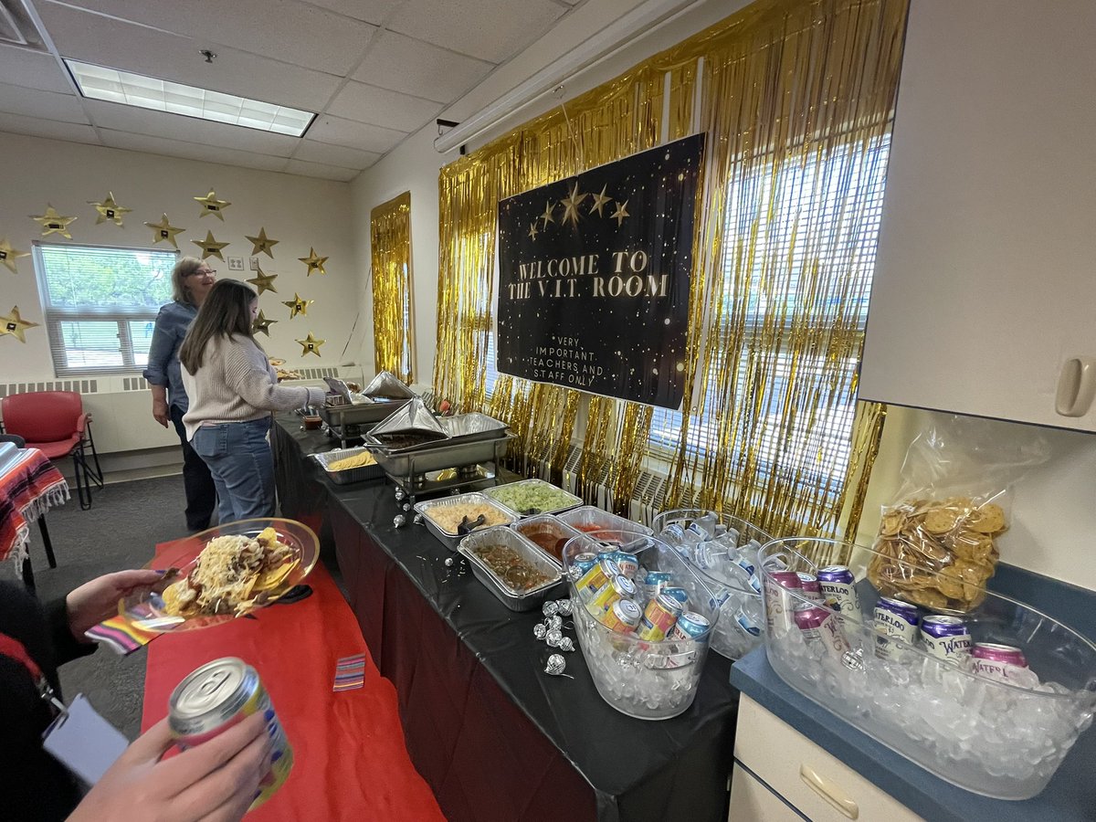 Corrales CubsPrincipal (@corralesprinci) on Twitter photo Our amazing PTA showed their appreciation to our great team of teachers . Thank you teachers for all you do, day in and day out. You don’t hear it enough, THANK YOU!❤️ #DEF <a href="/ABQschools/">Albuquerque Public Schools</a> Our amazing PTA showed their appreciation to our great team of teachers . Thank you teachers for all you do, day in and day out. You don’t hear it enough, THANK YOU!❤️ #DEF <a href="/ABQschools/">Albuquerque Public Schools</a>
