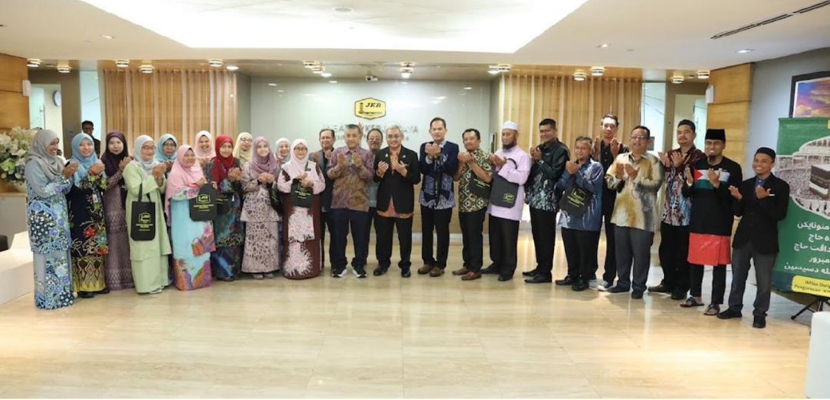 Ir. Ust. Hazery tweet media