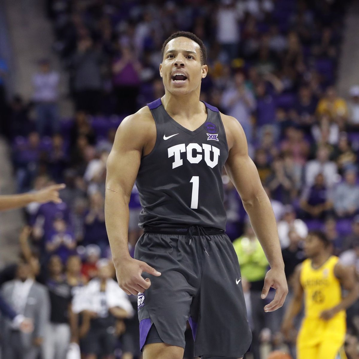 Blessed to receive a Division 1 offer from TCU!! #gohornedfrogs 💜🤍