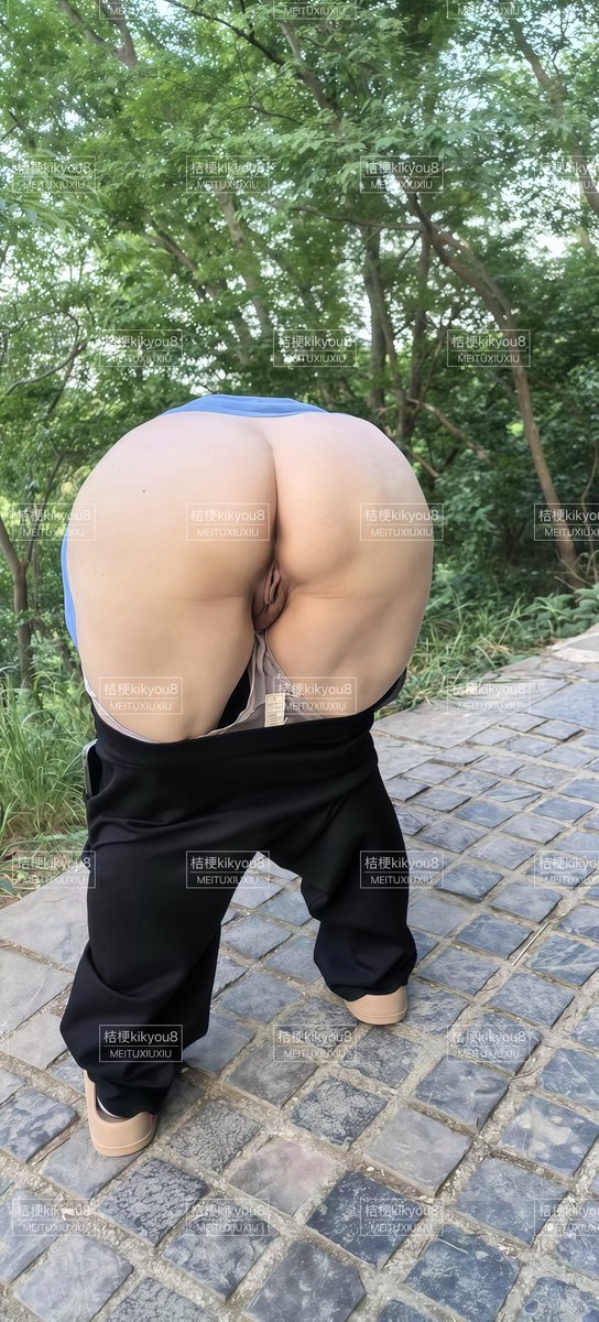 福利姬桔梗分享的黄推图片2 - 网红私拍内容