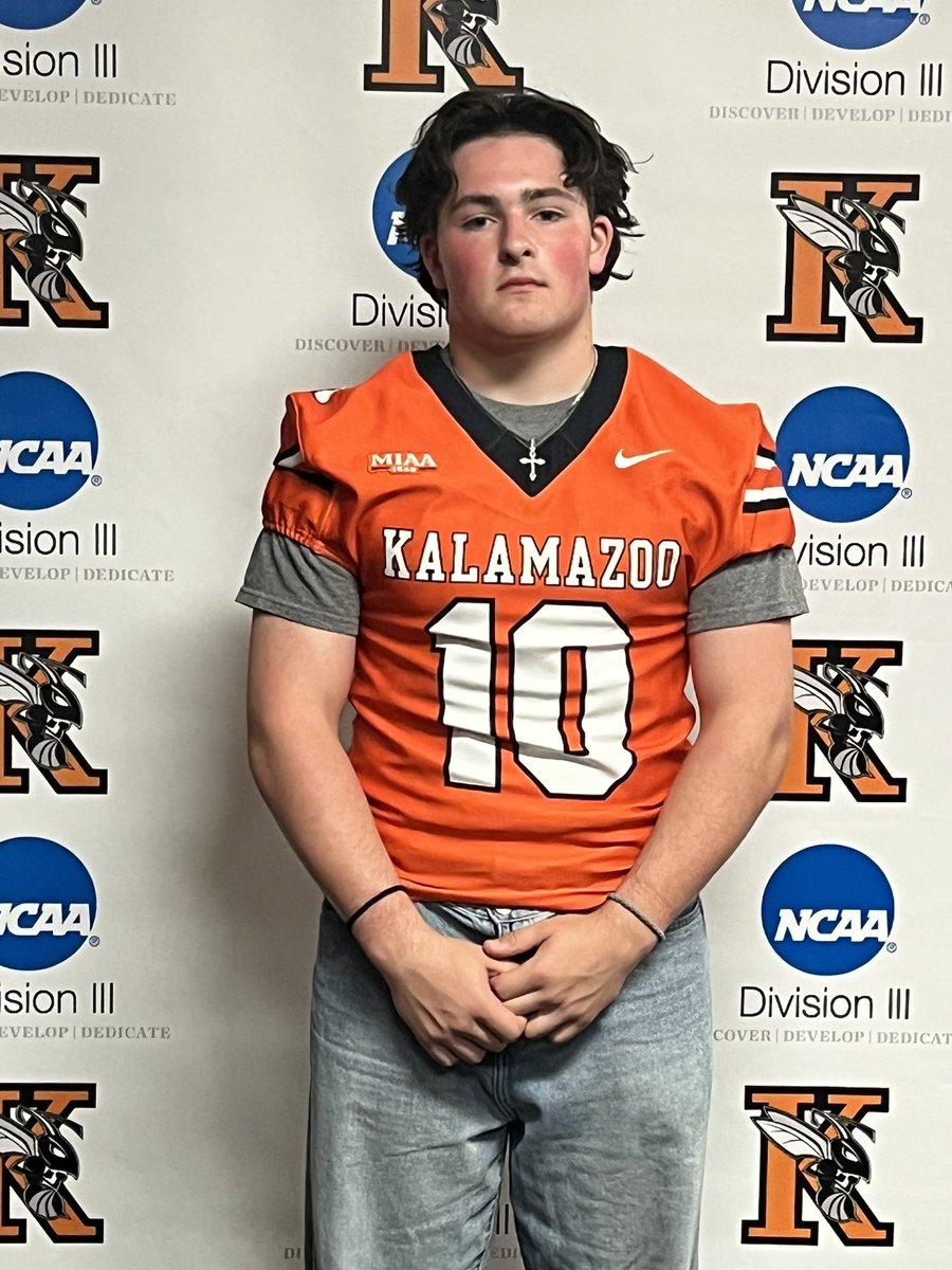 Carter Hladki (@carterhladki) on Twitter photo Had a awesome junior day visit at <a href="/KzooFootball/">Kalamazoo College Football</a> thank you <a href="/CoachZorboKZOO/">Coach Zorbo</a> for the opportunity! Had a awesome junior day visit at <a href="/KzooFootball/">Kalamazoo College Football</a> thank you <a href="/CoachZorboKZOO/">Coach Zorbo</a> for the opportunity!