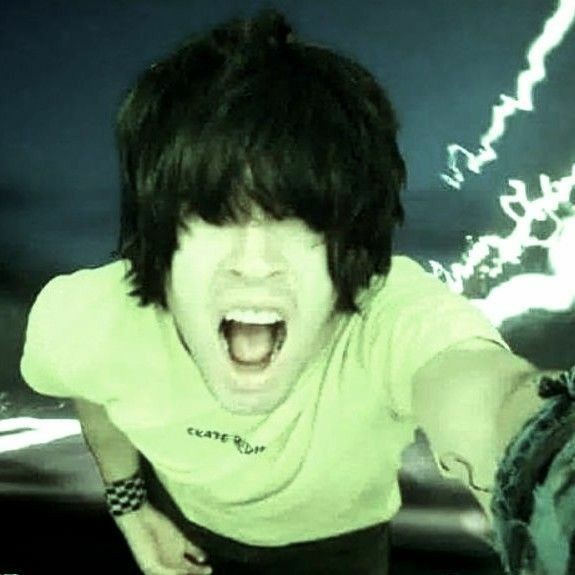 dicenots's tweet image. german emo &amp;gt; rubius en japon