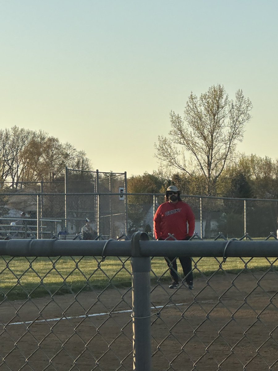 Tomatronwyo's tweet photo. @FatPerez33 bro you out here coaching softball now https://t.co/oSLb9DdDWK