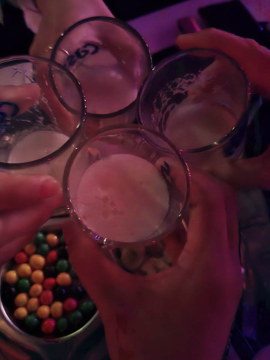 72년쥐띠 동갑부부입니다 어제 즐거운 부부 모임했어요 ㅎㅎ