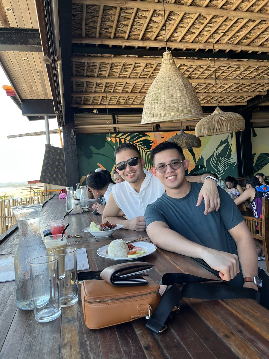 Nice to meet you, <a href="/carlnotmarx/">Carlos</a> 
📍San Juan, La Union