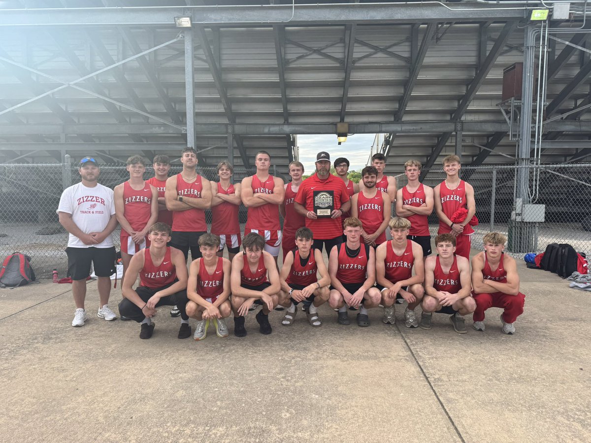 GDixon33's tweet photo. Congratulations to the Zizzer boys track team for winning the first ever Ozark Mountain Conference Track Championship! Girls placed 4th as a team and both the JV Boys and JV girls won the OMC! https://t.co/pKUiePLCE1