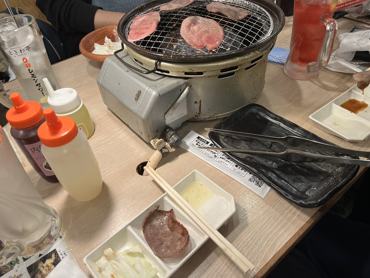 taka_seafield's tweet photo. あんまりいい写真ないw
新横浜-横浜に友人に会い＆昼飲み！ https://t.co/9IjbpUjDQ5