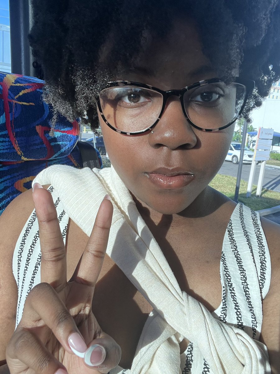 jisproutz's tweet image. Lets pretend I didn't miss andear selca day... peep me taking seungmo to universal #ANDEAR #AMPERSANDONE #ANDEARSelcaDay #SEUNGMO #KYRELL #MACKIAH #JIHO #SIYUN #KAMDEN #BRIAN