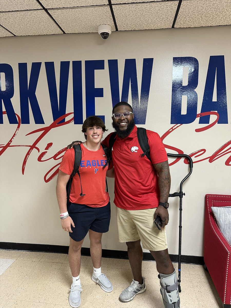 Thank you <a href="/Trew30_/">Coach TREW</a> for visiting me, meeting me in person and having a great talk with my coaches. I can’t wait to be out this summer to compete for the Jags!!!!
<a href="/HKA_Tanalski/">Adam</a> <a href="/Coach_Casper/">Coach Casey Casper</a> 
<a href="/stefanlefors/">Stefan LeFors</a> <a href="/PBS_EaglesFB/">Parkview Baptist Football</a> 
<a href="/ericponio/">Eric Ponio</a> <a href="/SouthAlabamaFB/">South Alabama Football 🏈</a> <a href="/JagsFB_Recruits/">South Alabama Football Recruiting 🏈</a>