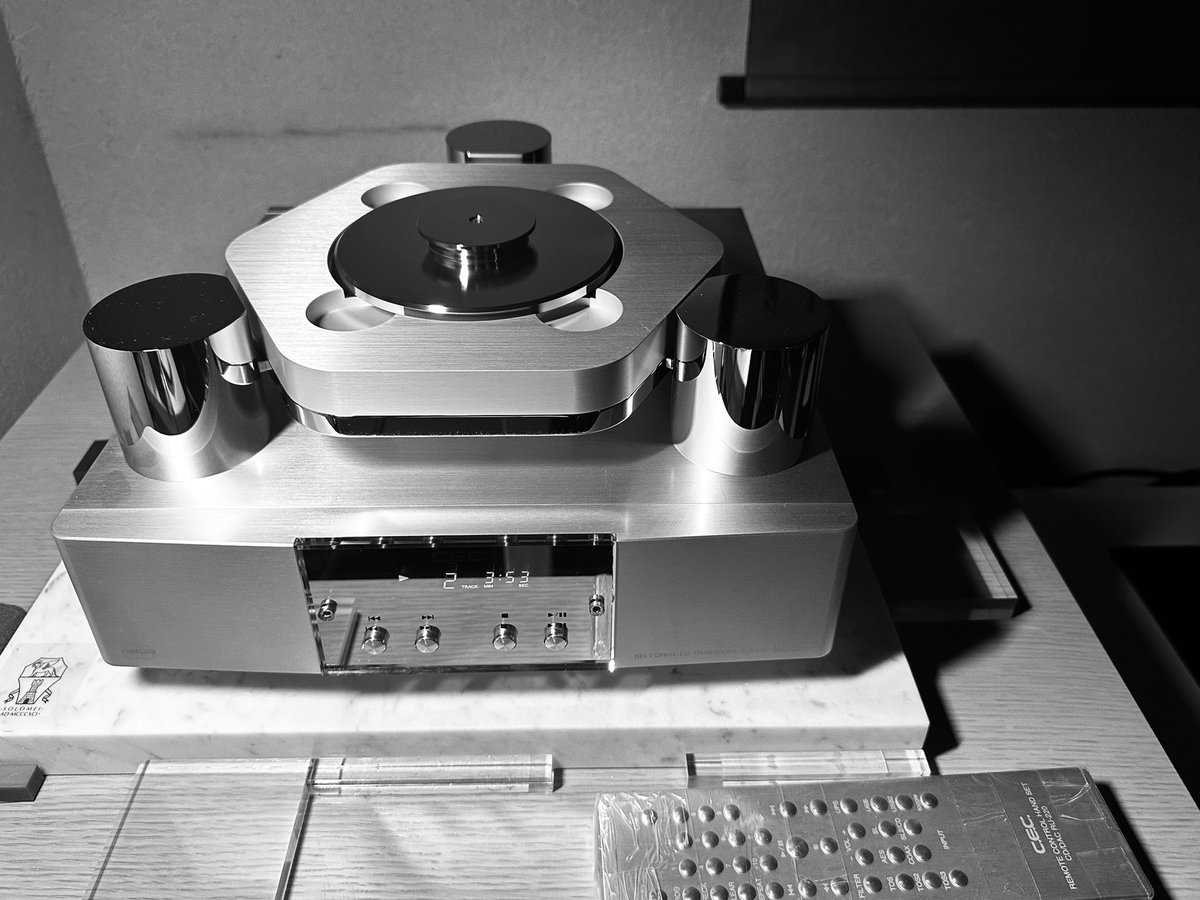coffee and headphones (@headphonecoffee) on Twitter photo Eversoloãšããäžåœã®ã¡ãŒã«ãŒãæ¥æ¬ã®åçš®ã®è£œåãã倿©èœã§é«é³è³ªã§ãããªãããé¥ãã«å®ãäŸ¡æ Œã®ããžã¿ã«ã¹ããªãŒããŒãåºããŠããŠãæ¥æ¬ã§ãæ£åŒãªä»£çåºãã€ããŠãããå€ãã®ãªãŒãã£ãªããã°ã«èšäºããããéèªã§ãããããšåãäžããŠããã Eversoloãšããäžåœã®ã¡ãŒã«ãŒãæ¥æ¬ã®åçš®ã®è£œåãã倿©èœã§é«é³è³ªã§ãããªãããé¥ãã«å®ãäŸ¡æ Œã®ããžã¿ã«ã¹ããªãŒããŒãåºããŠããŠãæ¥æ¬ã§ãæ£åŒãªä»£çåºãã€ããŠãããå€ãã®ãªãŒãã£ãªããã°ã«èšäºããããéèªã§ãããããšåãäžããŠããã