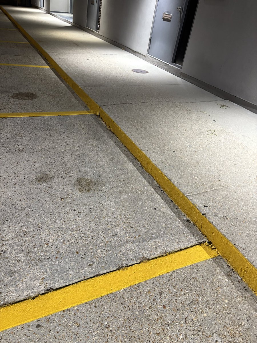 FineLnDesign's tweet image. Finelinedesign.org
#newstripe
#metairie #neworleans #jeffersonparish #mandeville #parkinglotstriping