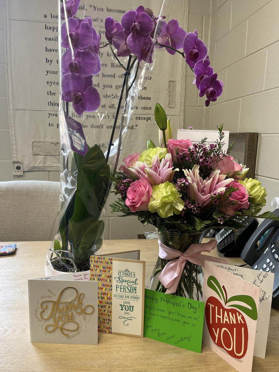 Definitely feeling the love from my <a href="/LockheedElem/">Lockheed Elementary</a> staff today!