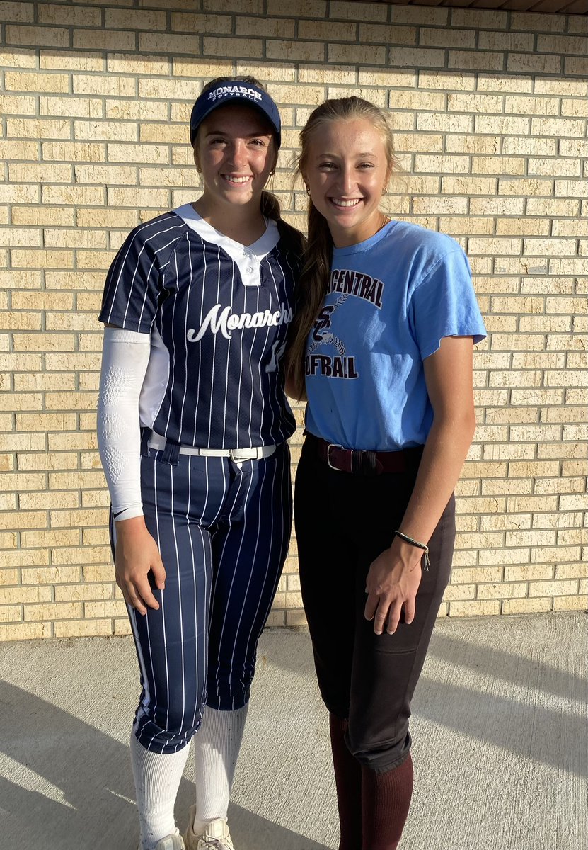 G2HeatVZ (@g2heatvz) on Twitter photo <a href="/brooke_koen11/">Brooke Koenigsman</a> senior at Thomas More Prep and <a href="/ValleyVanZant/">Valerie VanZant</a> senior at Salina Central HS are both Valedictions of their HS’s and were both recognized academically last weekend as the top 1% in Kansas.
This team is filled with great students. Our team GPA average is 3.9 <a href="/brooke_koen11/">Brooke Koenigsman</a> senior at Thomas More Prep and <a href="/ValleyVanZant/">Valerie VanZant</a> senior at Salina Central HS are both Valedictions of their HS’s and were both recognized academically last weekend as the top 1% in Kansas.
This team is filled with great students. Our team GPA average is 3.9