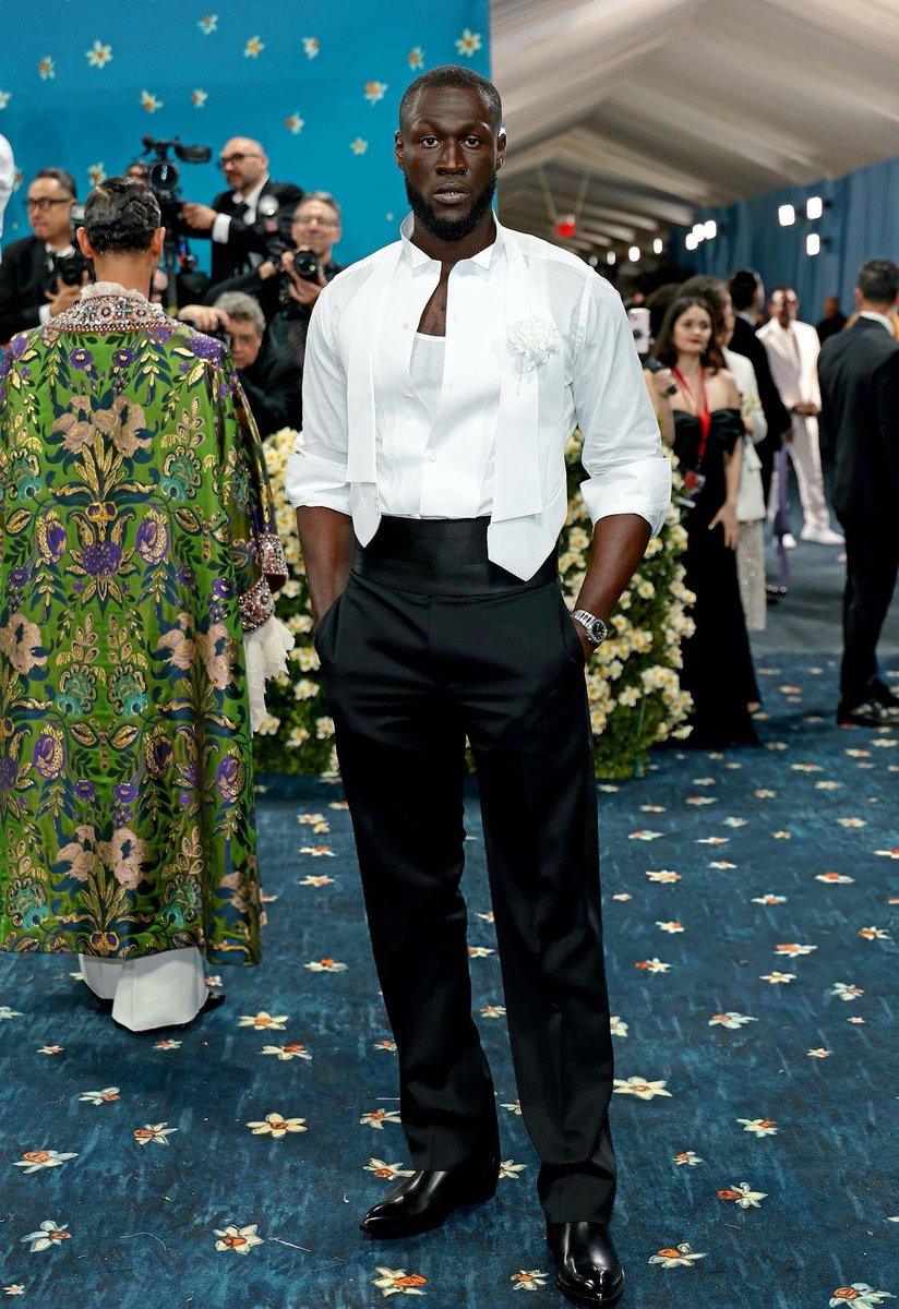 thejpgvibe's tweet image. stormzy #metgala2025