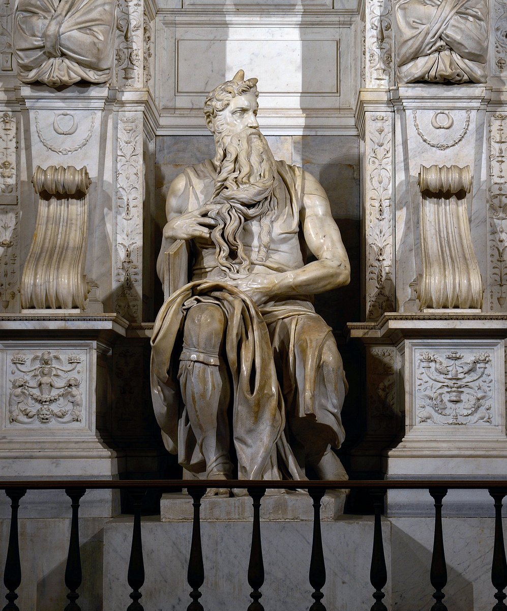 Realmente ella es una escultura más de Michelangelo