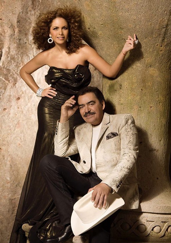 Hoy recordamos un #Lu*Jo, álbum lanzado en 2012 junto a  #Lucero, contiene 11 temas entre ellos #Diséñame que muy pronto fue uno de los preferidos del público…