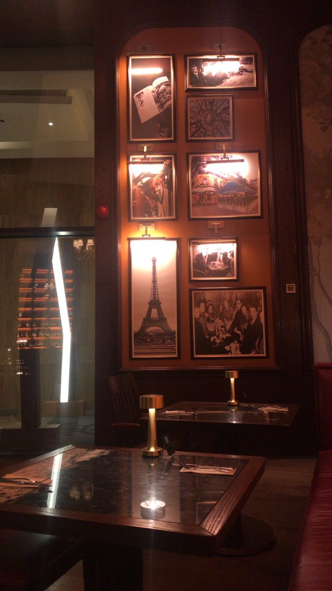 🌺 تمر السنين والأعوام ويمضي بنا الزمان، لتدق أجراس الوداع فنمضي تاركين خلفنا لحظات جميلة🌺